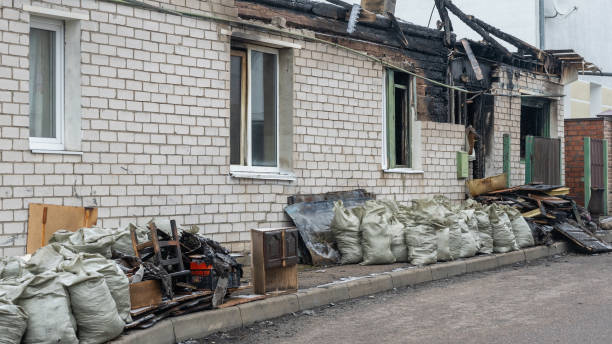 24/7 Emergency Fire Damage Removal experts in Arnold, CA